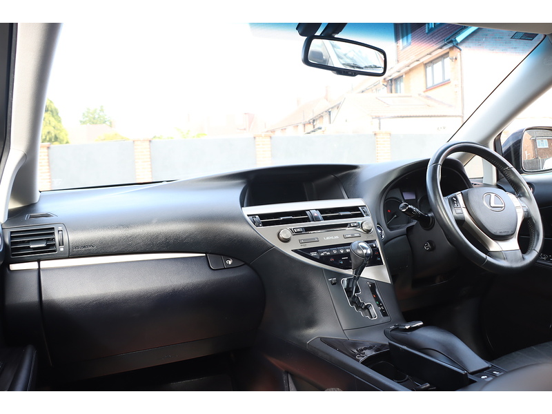 Lexus 3.5 V6 ADVANCE SUV 5DR PETROL HYBRID CVT 4WD AUTO PAN ROOF HEATED SEATS SAT NAV BLUETOOTH AUX INPUT DAB STEREO PARKING AIDS 83000 MILES FSH 8 SERVICES 72-74 Mitcham Road