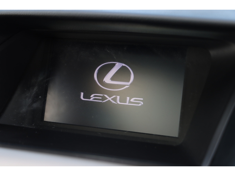 Lexus 3.5 V6 ADVANCE SUV 5DR PETROL HYBRID CVT 4WD AUTO PAN ROOF HEATED SEATS SAT NAV BLUETOOTH AUX INPUT DAB STEREO PARKING AIDS 83000 MILES FSH 8 SERVICES 72-74 Mitcham Road