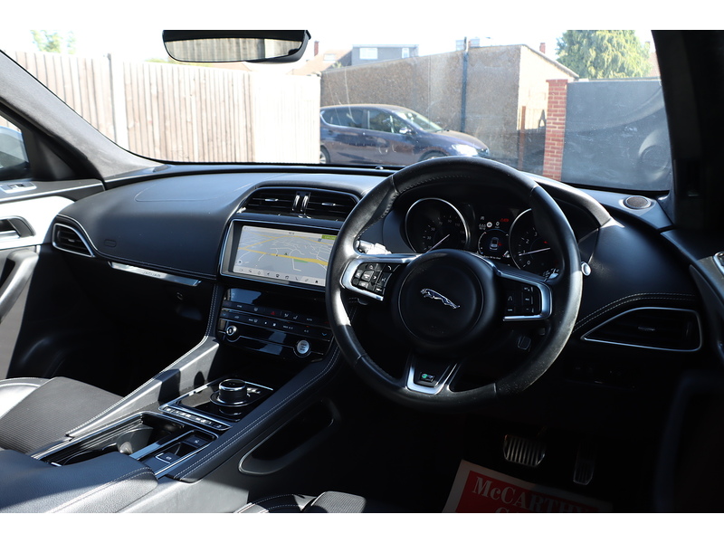 Jaguar 2.0 P250I R-SPORT SUV 5DR PETROL AWD AUTO HEATED SEATS SATNAV BLUETOOTH DAB RADIO APPLE CARPLAY REAR CAMERA PARKING AIDS 49000 MILES SH NO ULEZ CHARGE 92-96 Mitcham Road
