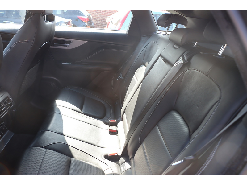 Jaguar 2.0 P250I R-SPORT SUV 5DR PETROL AWD AUTO HEATED SEATS SATNAV BLUETOOTH DAB RADIO APPLE CARPLAY REAR CAMERA PARKING AIDS 49000 MILES SH NO ULEZ CHARGE 92-96 Mitcham Road