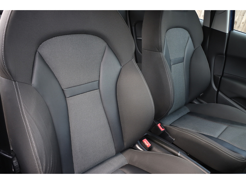 Audi 1.4 TFSI SPORT SPORTBACK 5DR PETROL S TRONIC AUTO BLUETOOTH DAB STEREO PARKING AIDS JUST 2 OWNERS SAME OWNER FOR 7 YEARS 37000 MILES FSH £35 ROAD TAX 72-74 Mitcham Road
