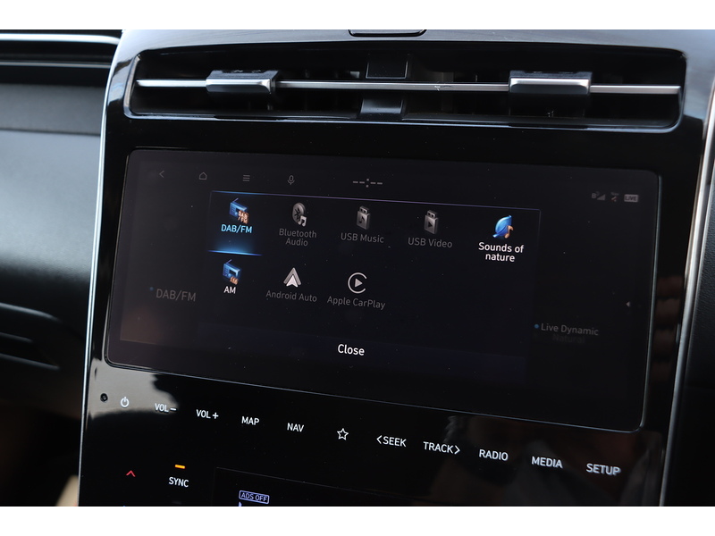 Hyundai 1.6 H T-GDI PREMIUM SUV 5DR PETROL HYBRID AUTO HEATED SEATS SAT NAV BLUETOOTH APPLE CARPLAY REAR CAMERA PARKING AIDS 1 OWNER FROM NEW 38000 MILES FSH 72-74 Mitcham Road
