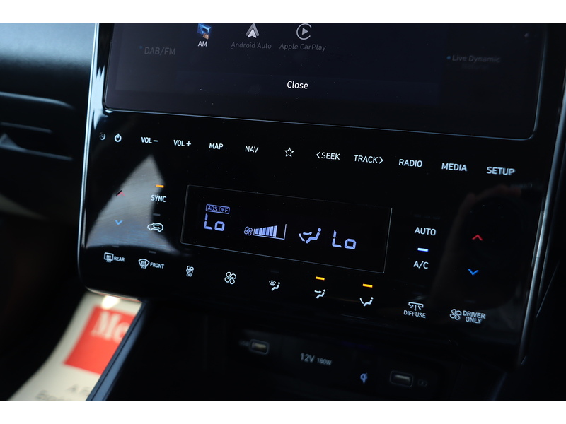 Hyundai 1.6 H T-GDI PREMIUM SUV 5DR PETROL HYBRID AUTO HEATED SEATS SAT NAV BLUETOOTH APPLE CARPLAY REAR CAMERA PARKING AIDS 1 OWNER FROM NEW 38000 MILES FSH 72-74 Mitcham Road
