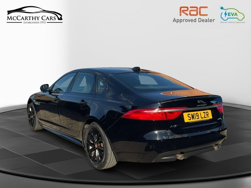Jaguar 2.0I R-SPORT GPF SALOON 4DR PETROL AUTO LEATHER HEATED SEATS SATNAV BLUETOOTH DAB STEREO APPLE CARPLAY PARKING AIDS ONLY 89000 MILES SH NO ULEZ CHARGE 72-74 Mitcham Road
