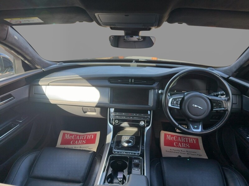 Jaguar 2.0I R-SPORT GPF SALOON 4DR PETROL AUTO LEATHER HEATED SEATS SATNAV BLUETOOTH DAB STEREO APPLE CARPLAY PARKING AIDS ONLY 89000 MILES SH NO ULEZ CHARGE 72-74 Mitcham Road