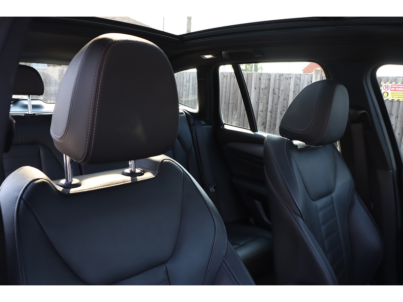 BMW 2.0 30E 12KWH M SPORT SUV 5DR PETROL PLUG-IN HYBRID XDRIVE AUTO PAN ROOF HEATED SEATS SAT NAV BLUETOOTH APPLE CARPLAY REAR CAM 2 OWNERS 61000 MILES SH 72-74 Mitcham Road