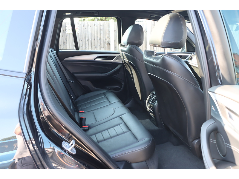 BMW 2.0 30E 12KWH M SPORT SUV 5DR PETROL PLUG-IN HYBRID XDRIVE AUTO PAN ROOF HEATED SEATS SAT NAV BLUETOOTH APPLE CARPLAY REAR CAM 2 OWNERS 61000 MILES SH 72-74 Mitcham Road