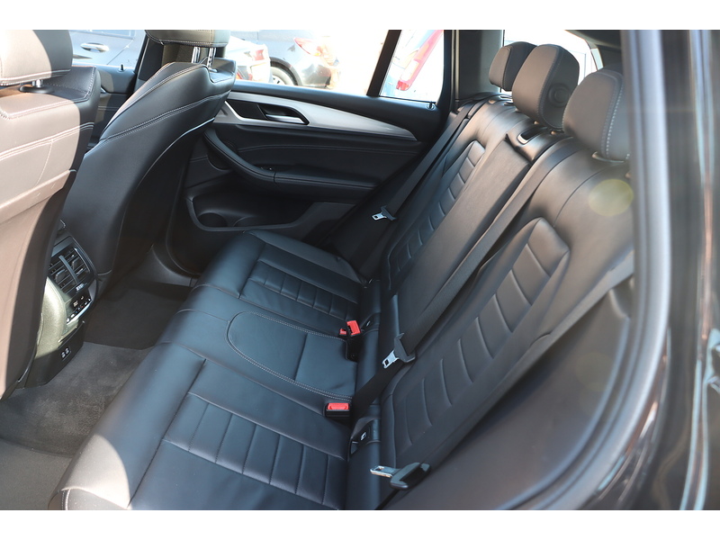 BMW 2.0 30E 12KWH M SPORT SUV 5DR PETROL PLUG-IN HYBRID XDRIVE AUTO PAN ROOF HEATED SEATS SAT NAV BLUETOOTH APPLE CARPLAY REAR CAM 2 OWNERS 61000 MILES SH 72-74 Mitcham Road