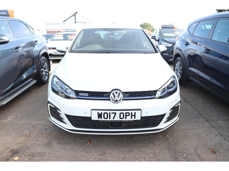 Volkswagen 1.4 TSI 8.7KWH GTE ADVANCE HATCHBACK 5DR PETROL PLUG-IN HYBRID DSG AUTO HEATED SEATS SAT NAV BLUETOOTH APPLE CARPLAY PARKING AIDS ONLY 62000 MILES FSH 72-74 Mitcham Road