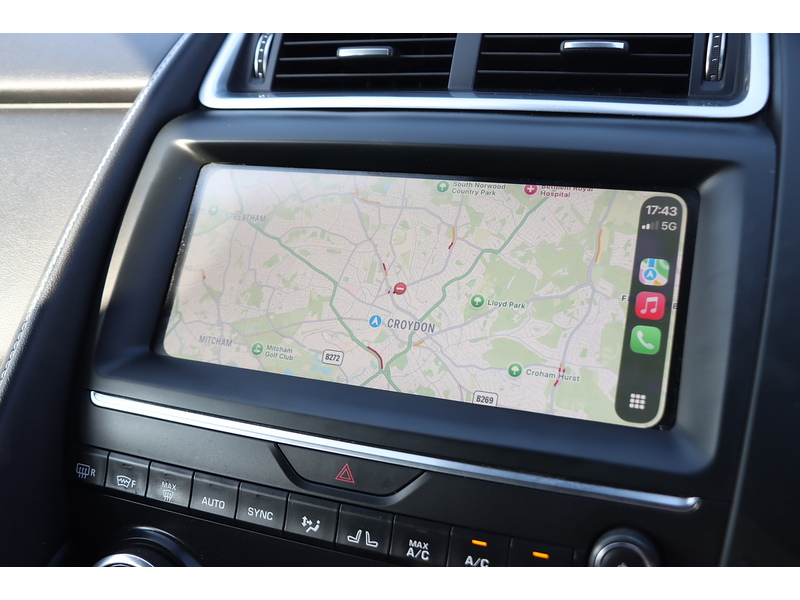 Jaguar 2.0 P250 R-DYNAMIC SE SUV 5DR PETROL AWD AUTO SAT NAV BLUETOOTH DAB RADIO APPLE CARPLAY REAR CAMERA PARKING AIDS SAME OWNER FOR 4 YEARS 87000 MILES SH 72-74 Mitcham Road