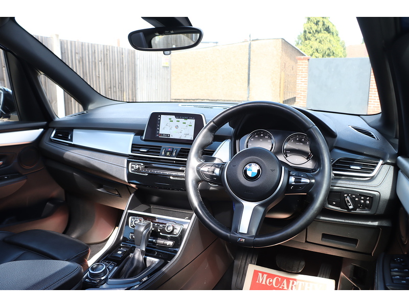 BMW 225XE 1.5 7.6KWH M SPORT (PREMIUM) MPV 5DR PETROL PLUG-IN HYBRID 4WD AUTO SUNROOF HEATED SEATS SATNAV BLUETOOTH DAB RADIO PARKING AIDS 84000 MILES FSH 72-74 Mitcham Road
