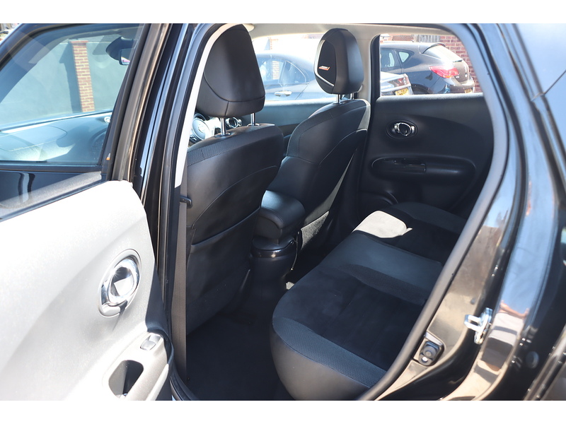 Nissan 1.6 BOSE PERSONAL EDITION SUV 5DR PETROL XTRON AUTO BLUETOOTH DAB STEREO BOSE SOUND SYSTEM REAR CAMERA 2 OWNERS SAME OWNER FOR 4 YEARS 58000 MILES SH 72-74 Mitcham Road