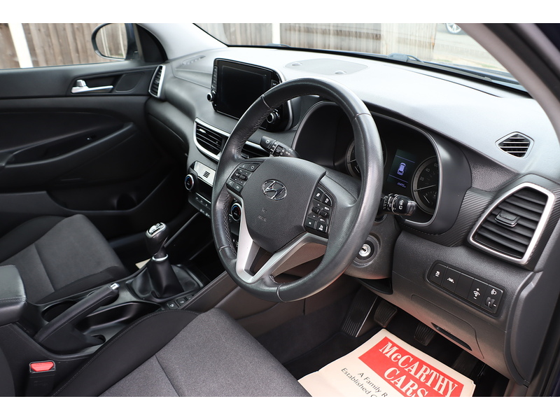 Hyundai 1.6 GDI SE NAV SUV 5DR PETROL MANUAL SATNAV BLUETOOTH DAB STEREO APPLE CARPLAY REAR CAMERA PARKING AIDS 2 OWNERS SAME OWNER FOR 5 YEARS 65000 MILES SH 72-74 Mitcham Road