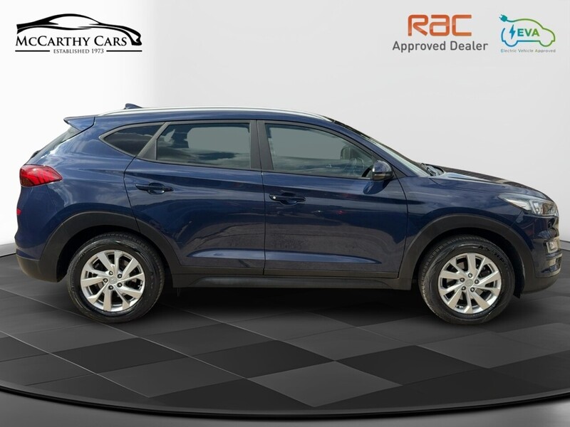 Hyundai 1.6 GDI SE NAV SUV 5DR PETROL MANUAL SATNAV BLUETOOTH DAB STEREO APPLE CARPLAY REAR CAMERA PARKING AIDS 2 OWNERS SAME OWNER FOR 5 YEARS 65000 MILES SH 72-74 Mitcham Road