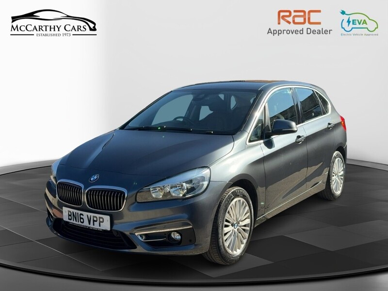 BMW 220I 2.0 LUXURY MPV 5DR PETROL AUTO SATNAV BLUETOOTH DAB STEREO CD PLAYER AIR CONDITIONING PARKING AIDS ONLY 33000 MILES FSH 7 SERVICES NO ULEZ CHARGE 72-74 Mitcham Road