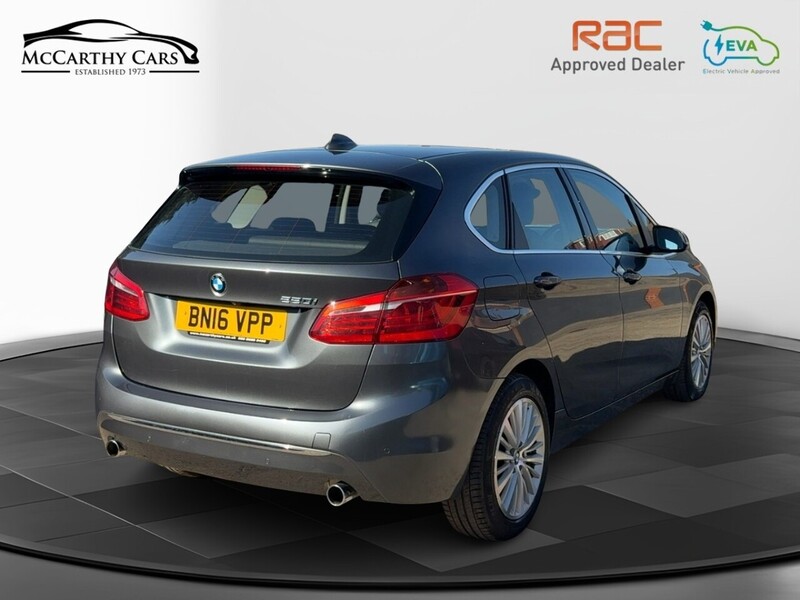 BMW 220I 2.0 LUXURY MPV 5DR PETROL AUTO SATNAV BLUETOOTH DAB STEREO CD PLAYER AIR CONDITIONING PARKING AIDS ONLY 33000 MILES FSH 7 SERVICES NO ULEZ CHARGE 72-74 Mitcham Road