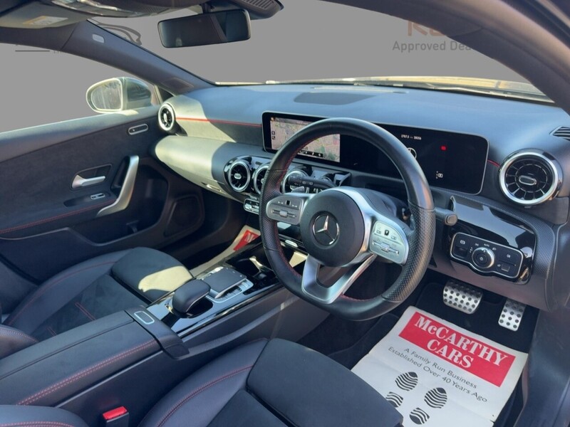Mercedes-Benz A200 1.3 AMG LINE (EXECUTIVE) HATCHBACK 5DR PETROL 7G-DCT AUTO HEATED SEATS SAT NAV BLUETOOTH DAB STEREO REAR CAM PARKING AIDS 2 OWNERS 61000 MILES SH 72-74 Mitcham Road