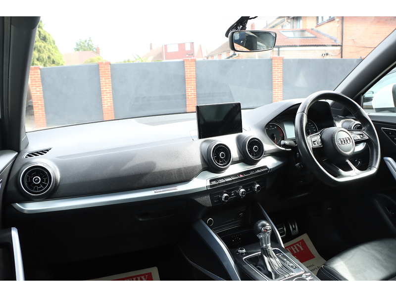 Audi 1.5 TFSI COD 35 S LINE SUV 5DR PETROL S TRONIC AUTO SAT NAV BLUETOOTH DAB STEREO PARKING AIDS JUST 2 OWNERS ONLY 65000 MILES SH NO ULEZ CHARGE 72-74 Mitcham Road