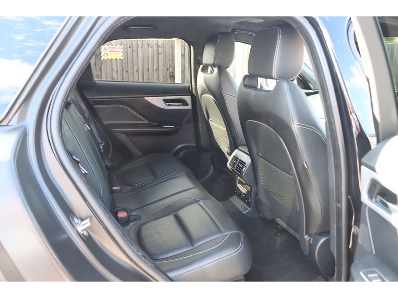 Jaguar 2.0 P250I R-SPORT SUV 5DR PETROL AWD AUTO HEATED SEATS SATNAV BLUETOOTH DAB RADIO APPLE CARPLAY REAR CAMERA PARKING AIDS 2 OWNERS ONLY 56000 MILES FSH 72-74 Mitcham Road