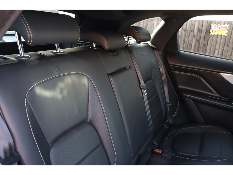 Jaguar 2.0 P250I R-SPORT SUV 5DR PETROL AWD AUTO HEATED SEATS SATNAV BLUETOOTH DAB RADIO APPLE CARPLAY REAR CAMERA PARKING AIDS 2 OWNERS ONLY 56000 MILES FSH 72-74 Mitcham Road