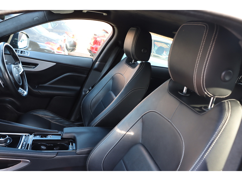 Jaguar 2.0 P250I R-SPORT SUV 5DR PETROL AWD AUTO HEATED SEATS SATNAV BLUETOOTH DAB RADIO APPLE CARPLAY REAR CAMERA PARKING AIDS 2 OWNERS ONLY 56000 MILES FSH 72-74 Mitcham Road