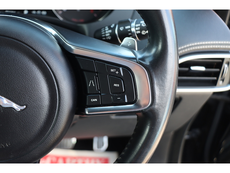 Jaguar 2.0 P250I R-SPORT SUV 5DR PETROL AWD AUTO HEATED SEATS SATNAV BLUETOOTH DAB RADIO APPLE CARPLAY REAR CAMERA PARKING AIDS 2 OWNERS ONLY 56000 MILES FSH 72-74 Mitcham Road