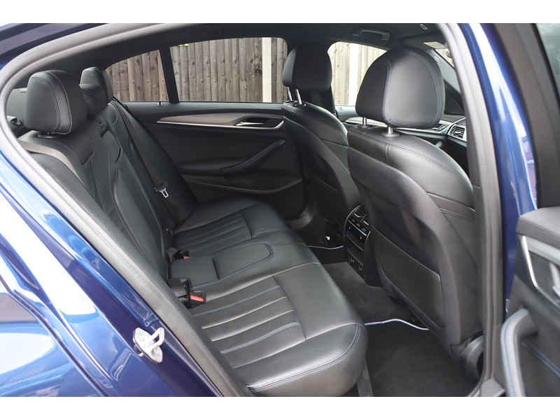 BMW 530E 2.0 9.2KWH M SPORT SALOON 4DR PETROL PLUG-IN HYBRID AUTO HEATED SEATS SAT NAV BLUETOOTH DAB STEREO APPLE CARPLAY REAR CAMERA ONLY 55000 MILES FSH 72-74 Mitcham Road