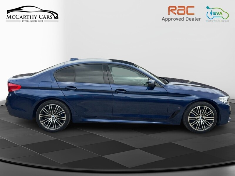 BMW 530E 2.0 9.2KWH M SPORT SALOON 4DR PETROL PLUG-IN HYBRID AUTO HEATED SEATS SAT NAV BLUETOOTH DAB STEREO APPLE CARPLAY REAR CAMERA ONLY 55000 MILES FSH 72-74 Mitcham Road