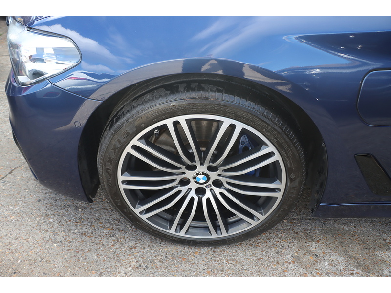BMW 530E 2.0 9.2KWH M SPORT SALOON 4DR PETROL PLUG-IN HYBRID AUTO HEATED SEATS SAT NAV BLUETOOTH DAB STEREO APPLE CARPLAY REAR CAMERA ONLY 55000 MILES FSH 72-74 Mitcham Road