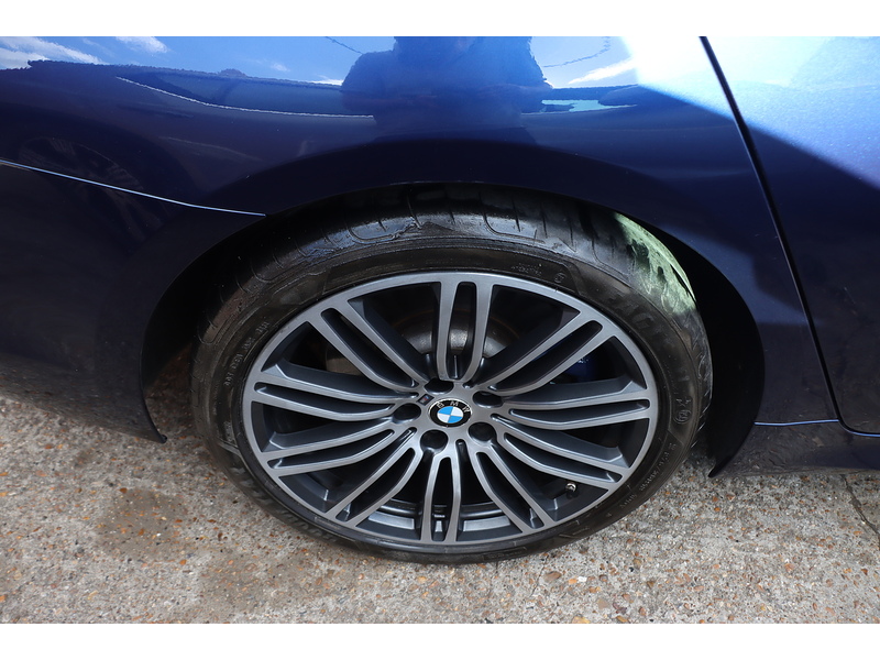 BMW 530E 2.0 9.2KWH M SPORT SALOON 4DR PETROL PLUG-IN HYBRID AUTO HEATED SEATS SAT NAV BLUETOOTH DAB STEREO APPLE CARPLAY REAR CAMERA ONLY 55000 MILES FSH 72-74 Mitcham Road