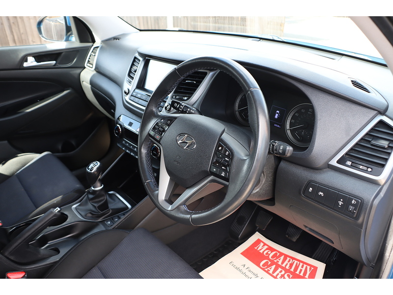 Hyundai 1.6 GDI BLUE DRIVE SE NAV SUV 5DR PETROL MANUAL HEATED SEATS SAT NAV BLUETOOTH DAB STEREO PARKING AIDS 2 OWNERS SAME OWNER FOR 5 YEARS 69000 MILES SH 72-74 Mitcham Road