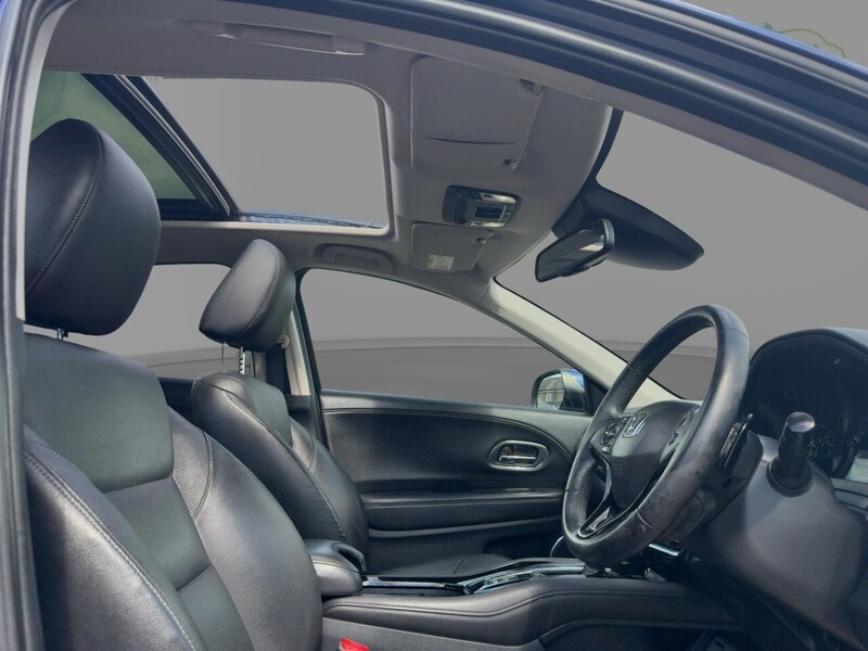 Honda 1.5 I-VTEC EX SUV 5DR PETROL CVT AUTO SUNROOF HEATED SEATS SAT NAV BLUETOOTH DAB STEREO REAR CAMERA PARKING AIDS 2 OWNERS 70000 MILES FSH 9 SERVICES 72-74 Mitcham Road
