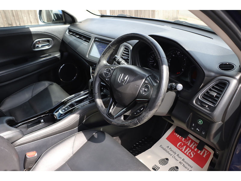 Honda 1.5 I-VTEC EX SUV 5DR PETROL CVT AUTO SUNROOF HEATED SEATS SAT NAV BLUETOOTH DAB STEREO REAR CAMERA PARKING AIDS 2 OWNERS 70000 MILES FSH 9 SERVICES 72-74 Mitcham Road