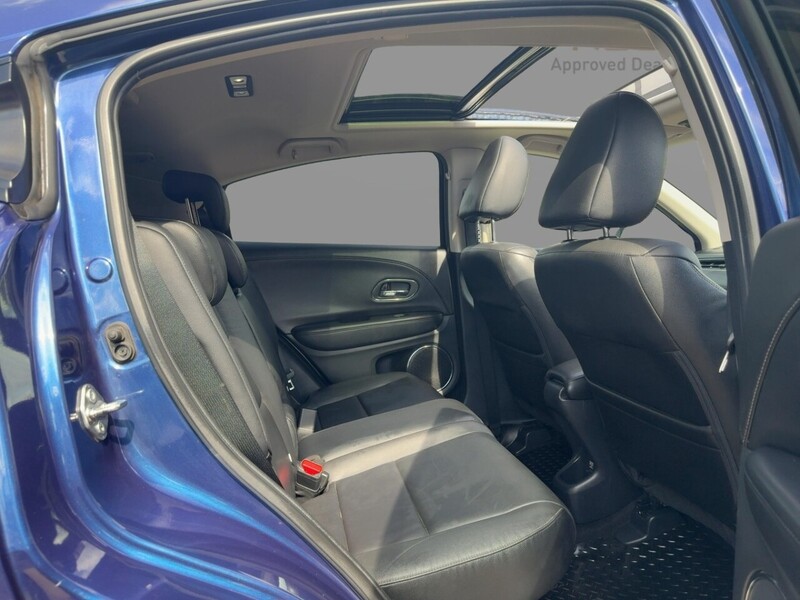 Honda 1.5 I-VTEC EX SUV 5DR PETROL CVT AUTO SUNROOF HEATED SEATS SAT NAV BLUETOOTH DAB STEREO REAR CAMERA PARKING AIDS 2 OWNERS 70000 MILES FSH 9 SERVICES 72-74 Mitcham Road