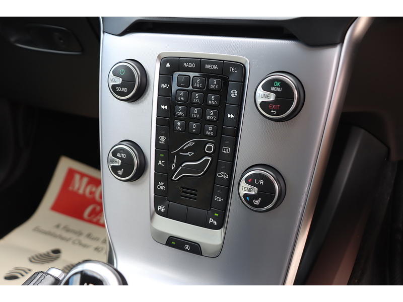 Volvo 1.5 T3 GPF Inscription Hatchback 5dr Petrol Auto Euro 6 (s/s) (152 ps) 72-74 Mitcham Road
