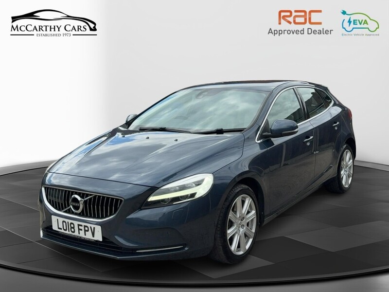 Volvo 1.5 T3 GPF Inscription Hatchback 5dr Petrol Auto Euro 6 (s/s) (152 ps) 72-74 Mitcham Road