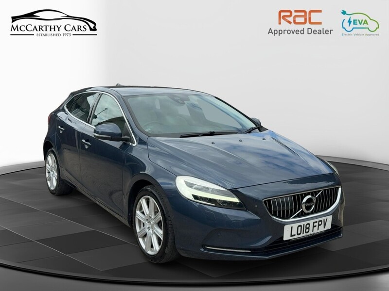 Volvo 1.5 T3 GPF Inscription Hatchback 5dr Petrol Auto Euro 6 (s/s) (152 ps) 72-74 Mitcham Road