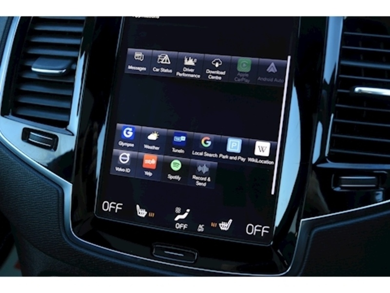 Volvo 2.0 D5 PowerPulse R-Design SUV 5dr Diesel Auto 4WD Euro 6 (s/s) (235 ps) 72-74 Mitcham Road