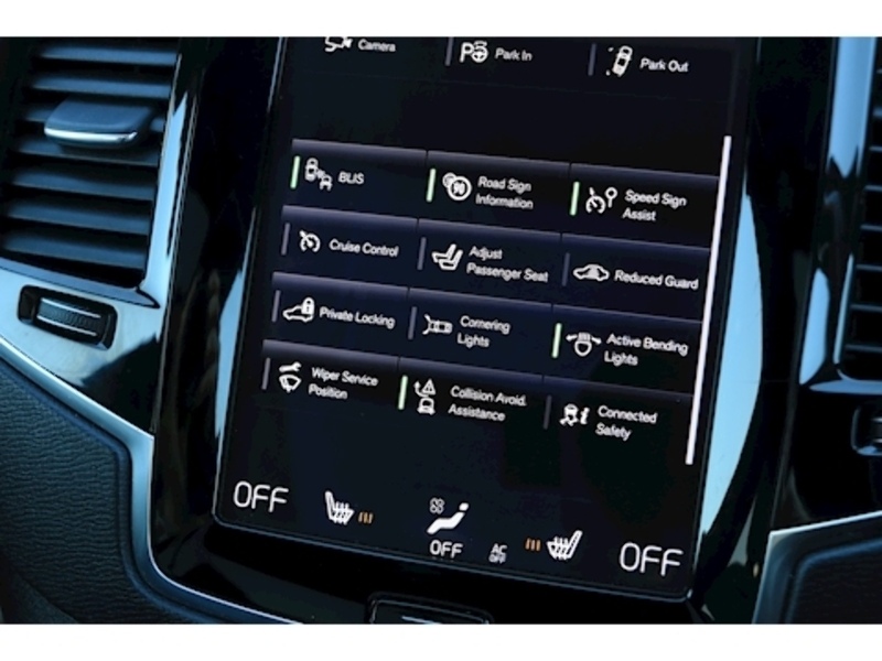 Volvo 2.0 D5 PowerPulse R-Design SUV 5dr Diesel Auto 4WD Euro 6 (s/s) (235 ps) 72-74 Mitcham Road