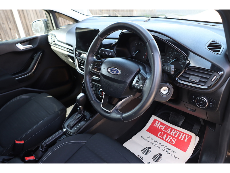 Ford 1.0T ECOBOOST ZETEC HATCHBACK 5DR PETROL AUTO SAT NAV BLUETOOTH DAB STEREO APPLE CARPLAY REAR CAMERA PARKING AIDS JUST 2 OWNERS ONLY 28000 MILES SH 92-96 Mitcham Road