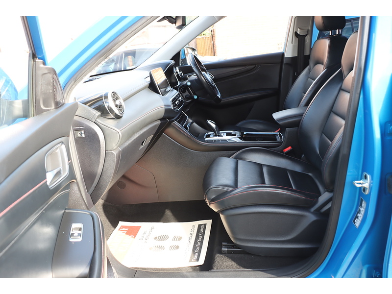 MG 1.5 T-GDI EXCITE SUV 5DR PETROL DCT AUTO SAT NAV BLUETOOTH DAB STEREO APPLE CARPLAY REAR CAMERA WITH PARKING AIDS JUST 2 OWNERS ONLY 55000 MILES SH 72-74 Mitcham Road