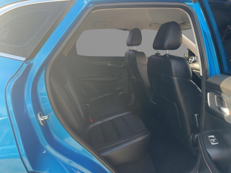 MG 1.5 T-GDI EXCITE SUV 5DR PETROL DCT AUTO SAT NAV BLUETOOTH DAB STEREO APPLE CARPLAY REAR CAMERA WITH PARKING AIDS JUST 2 OWNERS ONLY 55000 MILES SH 72-74 Mitcham Road