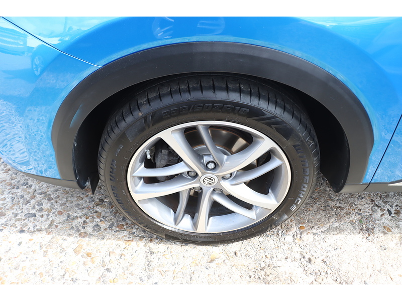 MG 1.5 T-GDI EXCITE SUV 5DR PETROL DCT AUTO SAT NAV BLUETOOTH DAB STEREO APPLE CARPLAY REAR CAMERA WITH PARKING AIDS JUST 2 OWNERS ONLY 55000 MILES SH 72-74 Mitcham Road