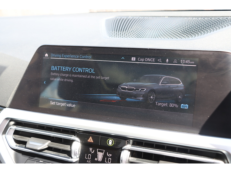 BMW 330E 2.0 12KWH SE PRO TOURING 5DR PETROL PLUG-IN HYBRID AUTO SUNROOF SAT NAV BLUETOOTH APPLE CARPLAY REAR CAMERA PARKING AIDS 2 OWNERS 74000 MILES SH 72-74 Mitcham Road
