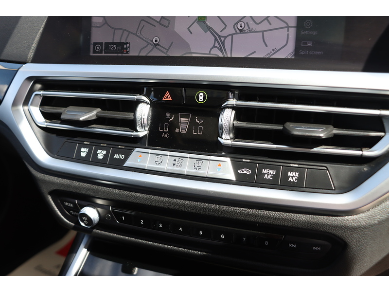 BMW 330E 2.0 12KWH SE PRO TOURING 5DR PETROL PLUG-IN HYBRID AUTO SUNROOF SAT NAV BLUETOOTH APPLE CARPLAY REAR CAMERA PARKING AIDS 2 OWNERS 74000 MILES SH 72-74 Mitcham Road
