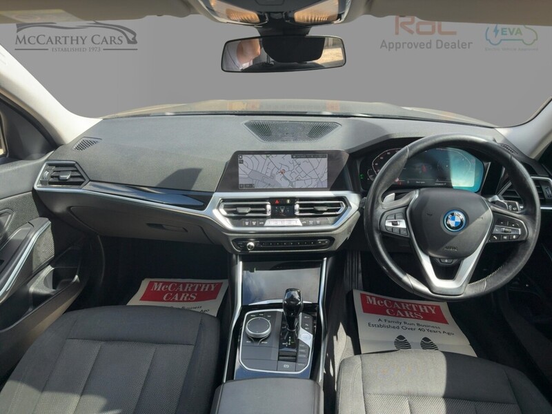 BMW 330E 2.0 12KWH SE PRO TOURING 5DR PETROL PLUG-IN HYBRID AUTO SUNROOF SAT NAV BLUETOOTH APPLE CARPLAY REAR CAMERA PARKING AIDS 2 OWNERS 74000 MILES SH 72-74 Mitcham Road