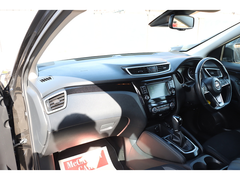 Nissan 1.3 DIG-T ACENTA PREMIUM SUV 5DR PETROL DCT AUTO SAT NAV BLUETOOTH DAB STEREO APPLE CARPLAY REAR CAMERA PARKING AIDS JUST 2 OWNERS ONLY 43000 MILES SH 92-96 Mitcham Road