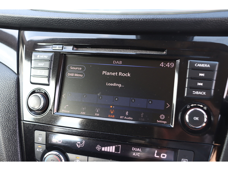 Nissan 1.3 DIG-T ACENTA PREMIUM SUV 5DR PETROL DCT AUTO SAT NAV BLUETOOTH DAB STEREO APPLE CARPLAY REAR CAMERA PARKING AIDS JUST 2 OWNERS ONLY 43000 MILES SH 92-96 Mitcham Road