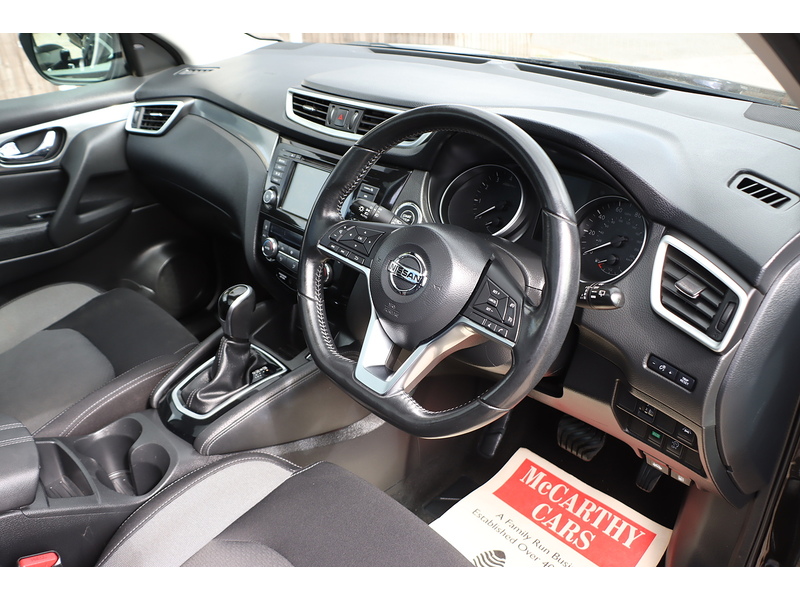 Nissan 1.3 DIG-T N-CONNECTA SUV 5DR PETROL DCT AUTO PAN ROOF SAT NAV BLUETOOTH DAB STEREO APPLE CARPLAY REAR CAMERA PARKING AIDS 2 OWNERS ONLY 46000 MILES SH 72-74 Mitcham Road