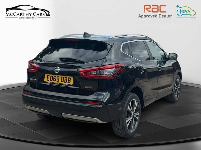 Nissan 1.3 DIG-T N-CONNECTA SUV 5DR PETROL DCT AUTO PAN ROOF SAT NAV BLUETOOTH DAB STEREO APPLE CARPLAY REAR CAMERA PARKING AIDS 2 OWNERS ONLY 46000 MILES SH 72-74 Mitcham Road